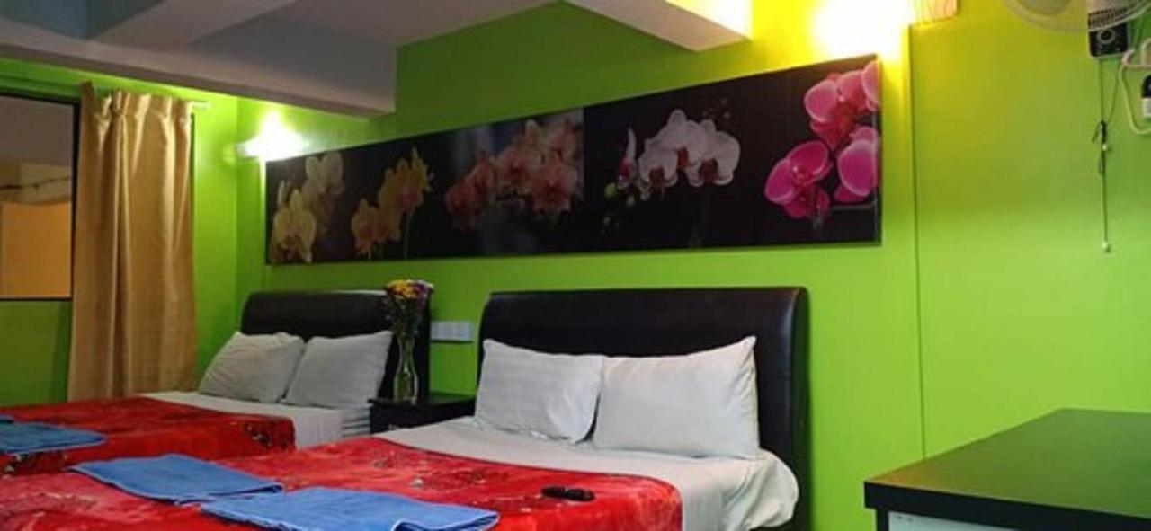Oyo 90760 Lily Haven Hotel Tanah Rata Exterior photo